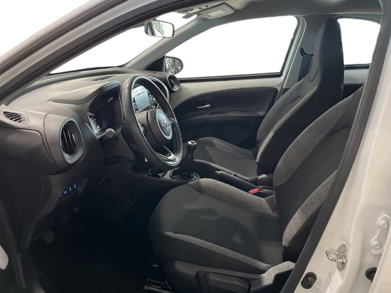 Toyota Aygo X usata a Torino (6)