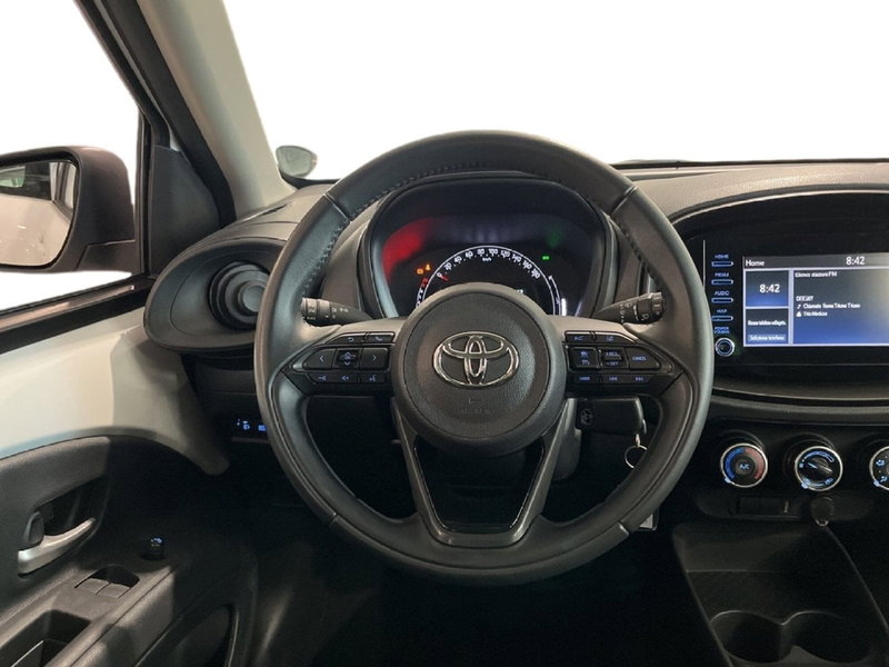 Toyota Aygo X usata a Torino (8)