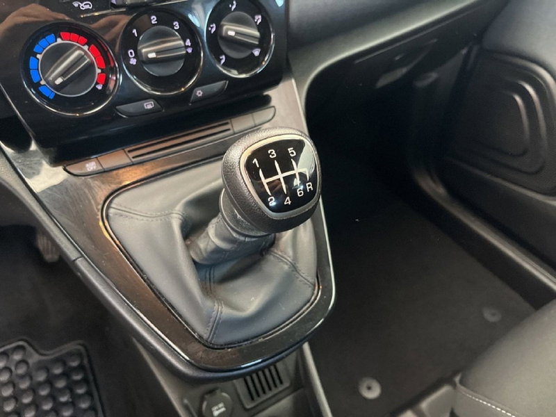 Lancia Ypsilon usata a Torino (12)