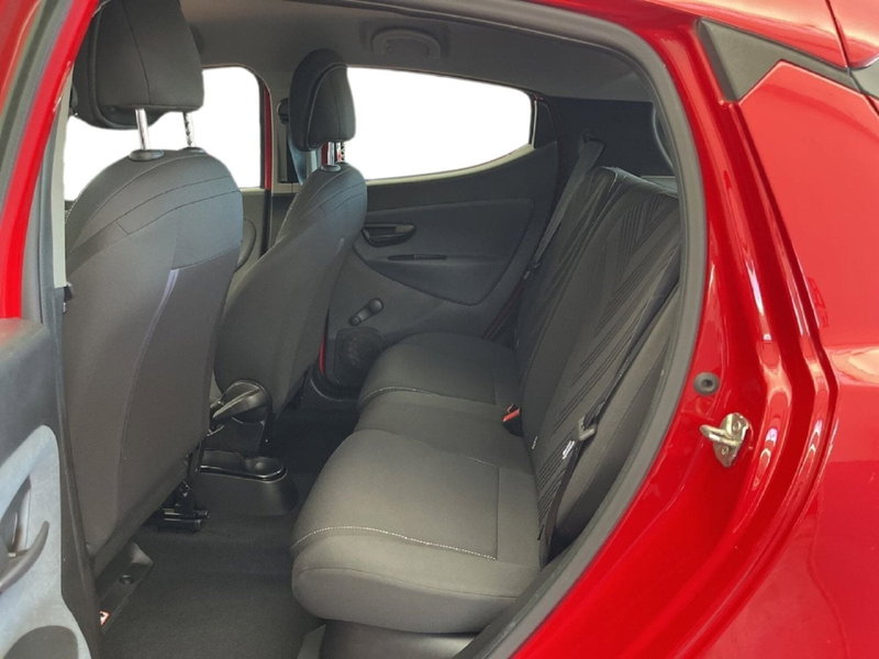 Lancia Ypsilon usata a Torino (8)