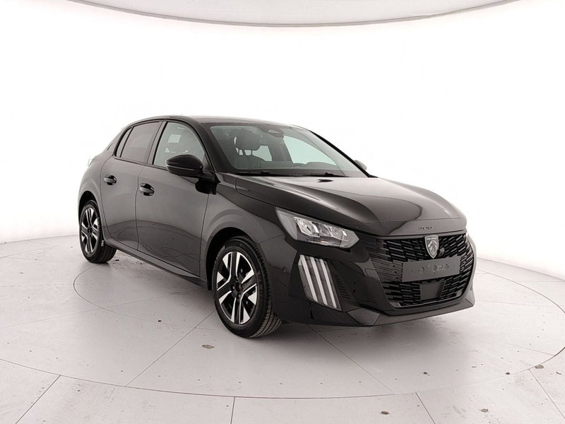 Peugeot 208 nuova a Caserta