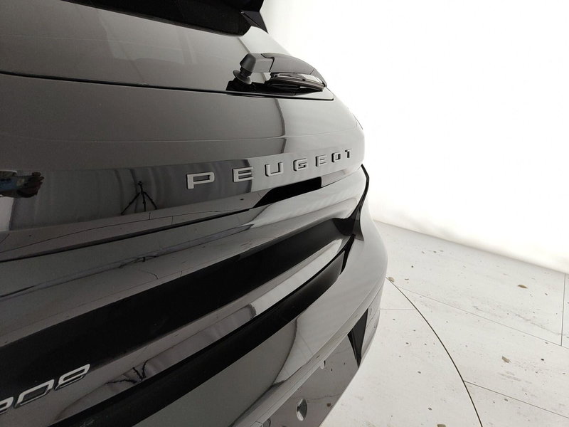 Peugeot 208 nuova a Caserta (10)