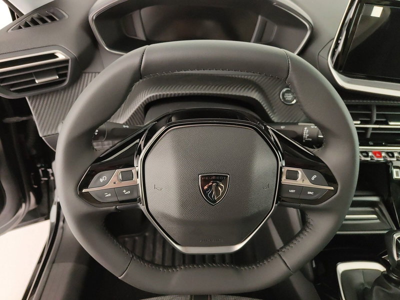 Peugeot 208 nuova a Caserta (16)