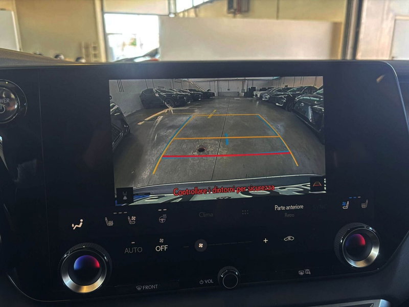 Lexus RX usata a Venezia (15)