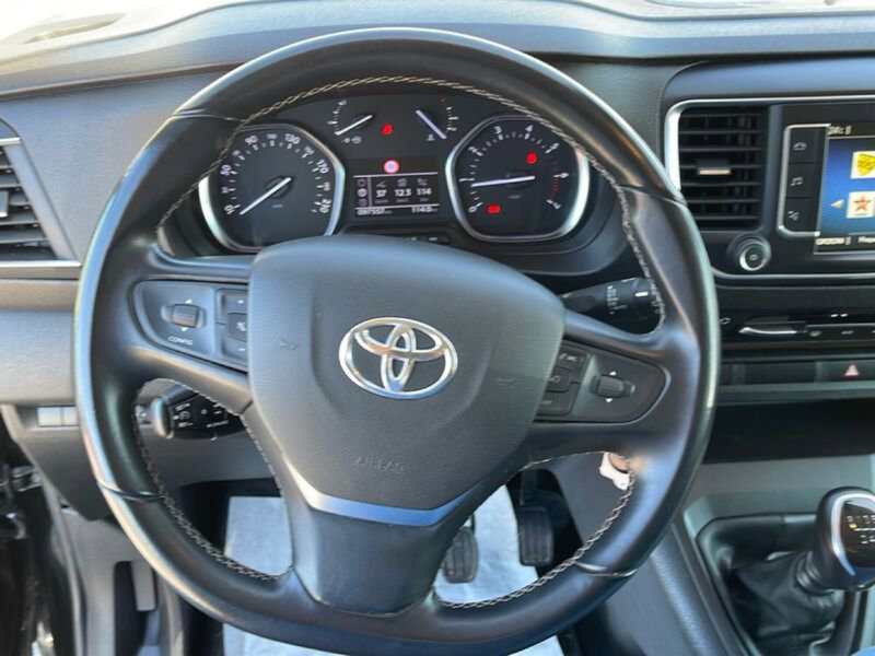 Toyota Proace Verso usata a Vicenza (17)