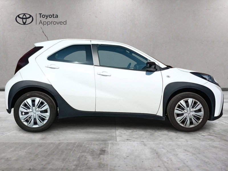 Toyota Aygo X usata a Milano (4)