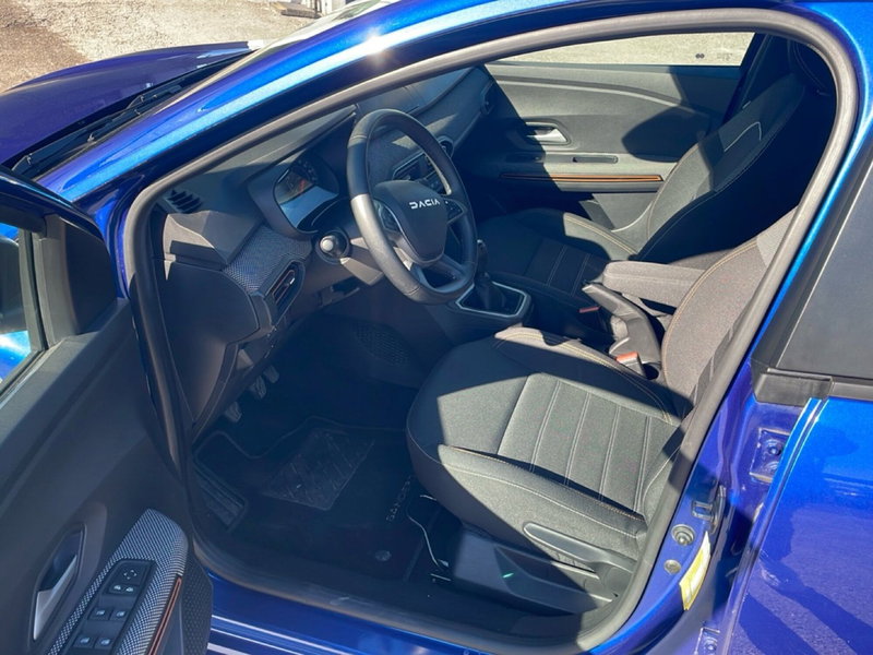 Dacia Sandero usata a Bologna (12)