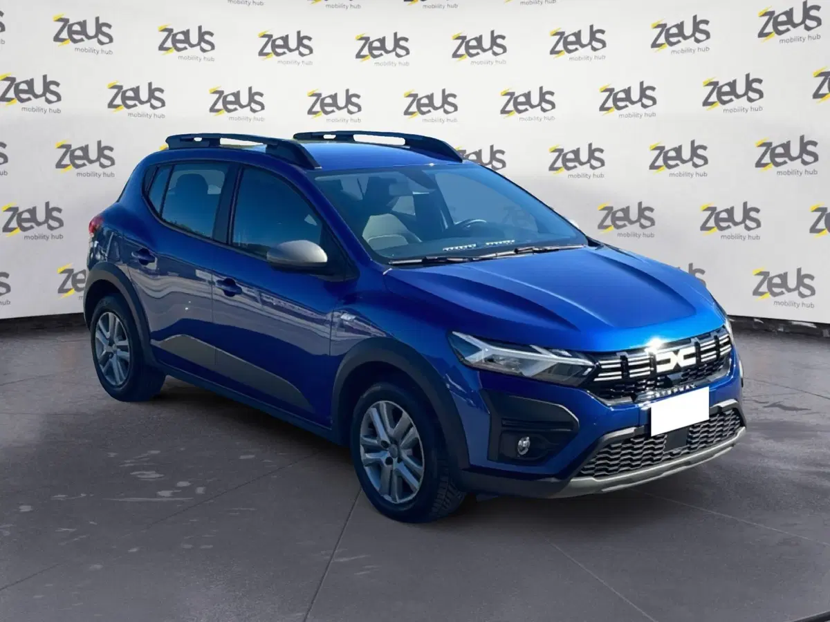 Dacia Sandero usata a Bologna (8)