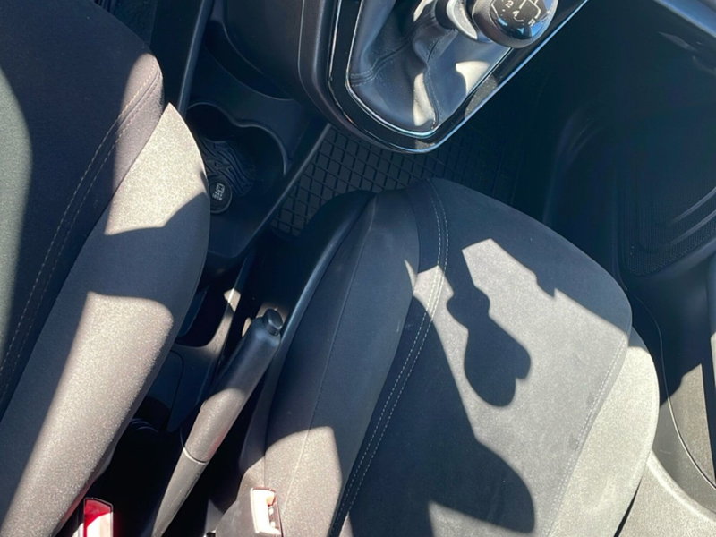 Lancia Ypsilon usata a Bologna (18)