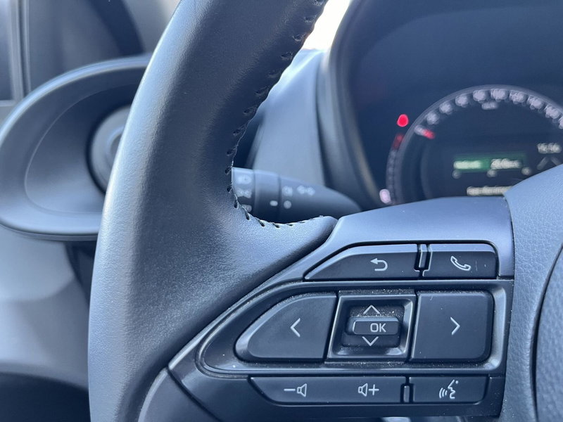 Toyota Aygo X usata a Bologna (17)