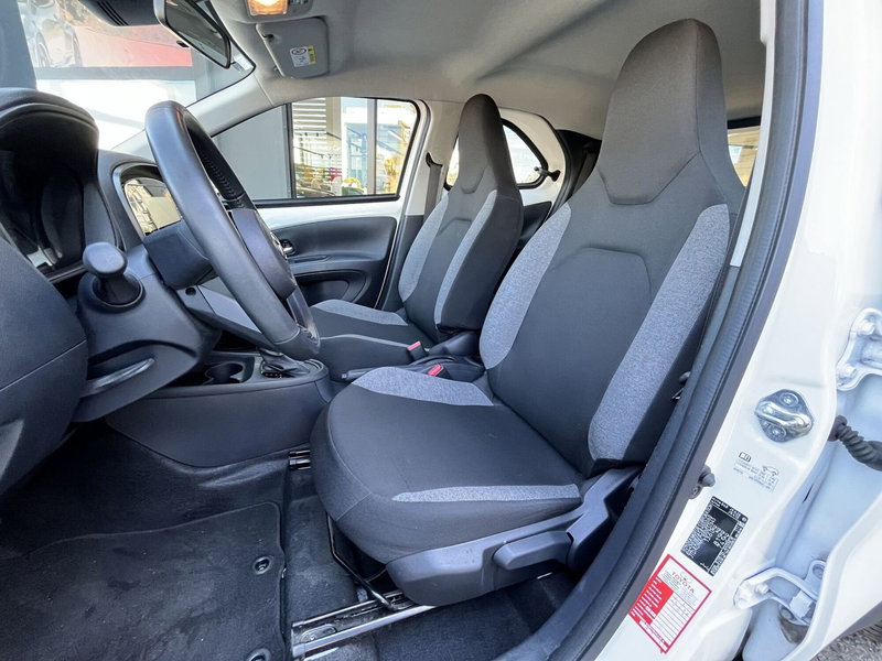 Toyota Aygo X usata a Bologna (6)