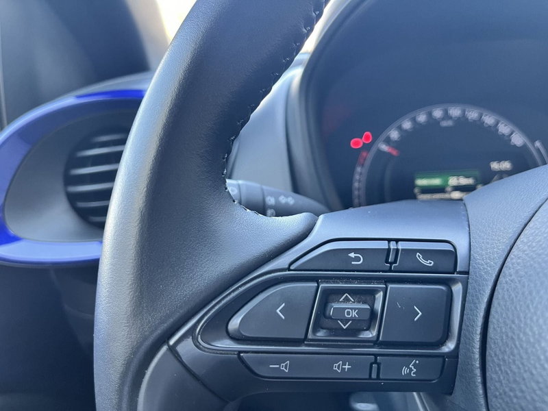 Toyota Aygo X usata a Bologna (18)