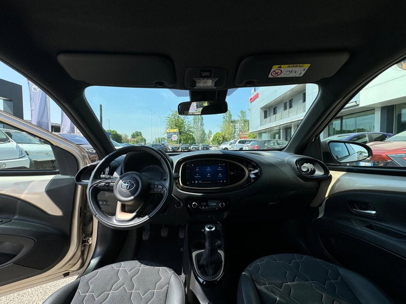 Toyota Aygo X usata a Modena (17)