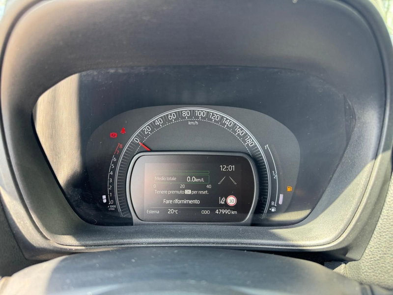 Toyota Aygo X usata a Modena (10)