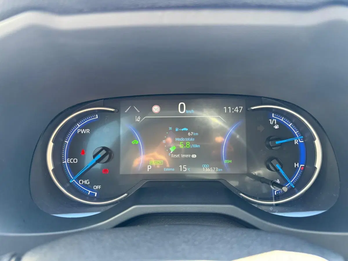 Toyota Rav4 usata a Modena (10)