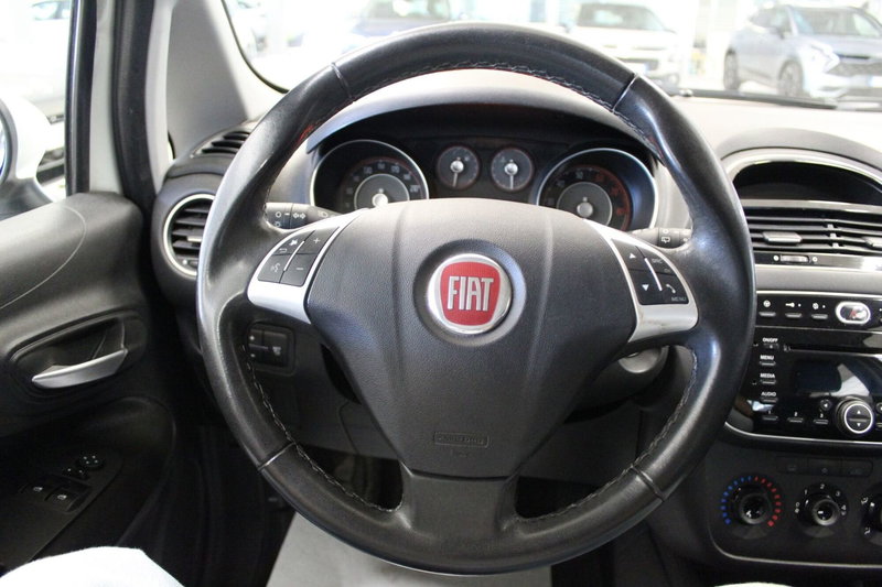 Fiat Punto usata a Cremona (10)