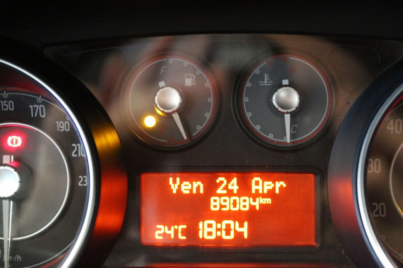 Fiat Punto usata a Cremona (11)
