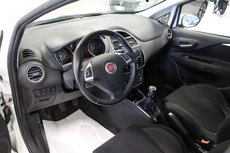 Fiat Punto usata a Cremona (8)