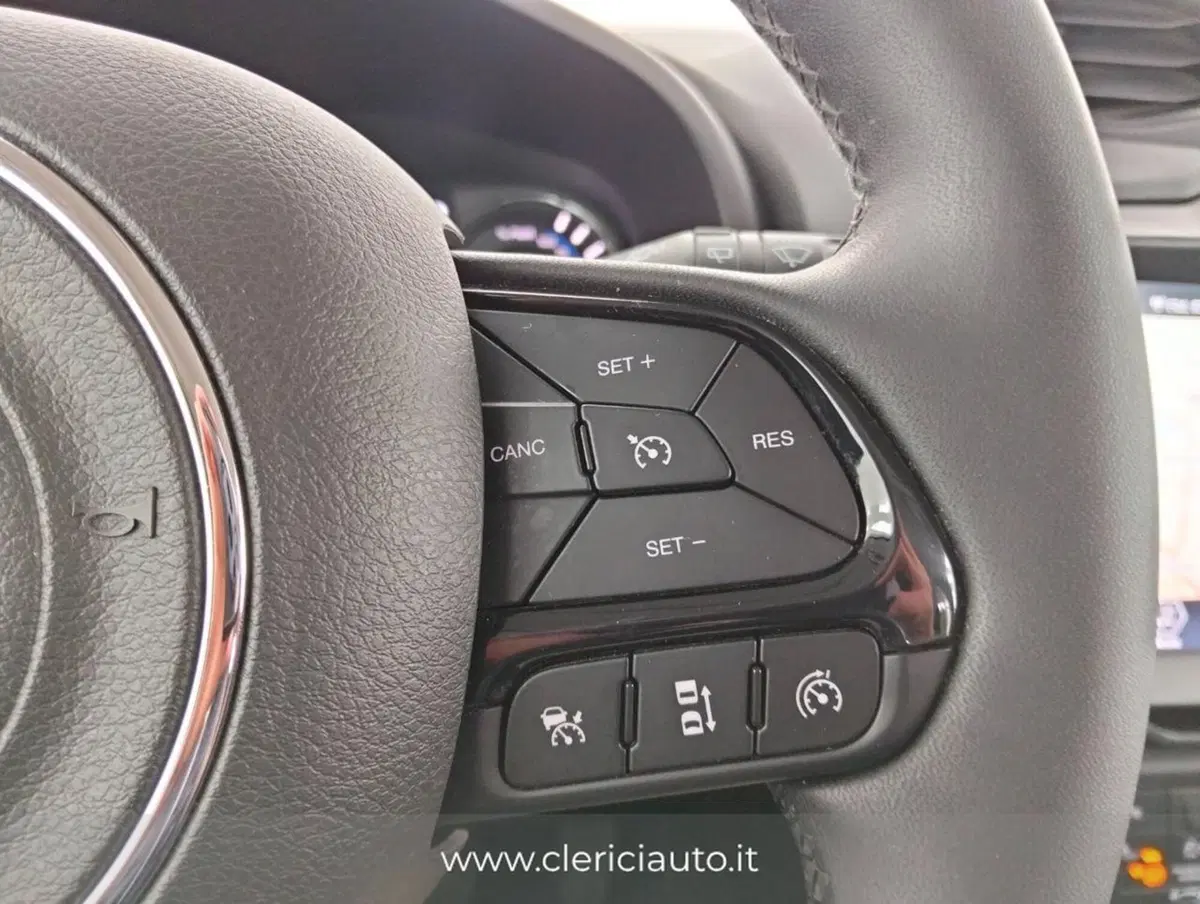 Jeep Renegade usata a Como (14)