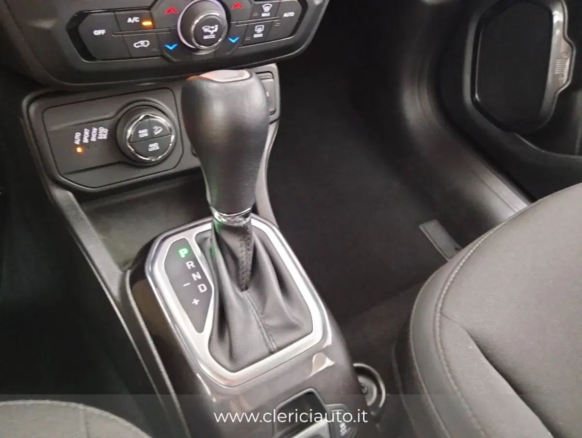 Jeep Renegade usata a Como (20)