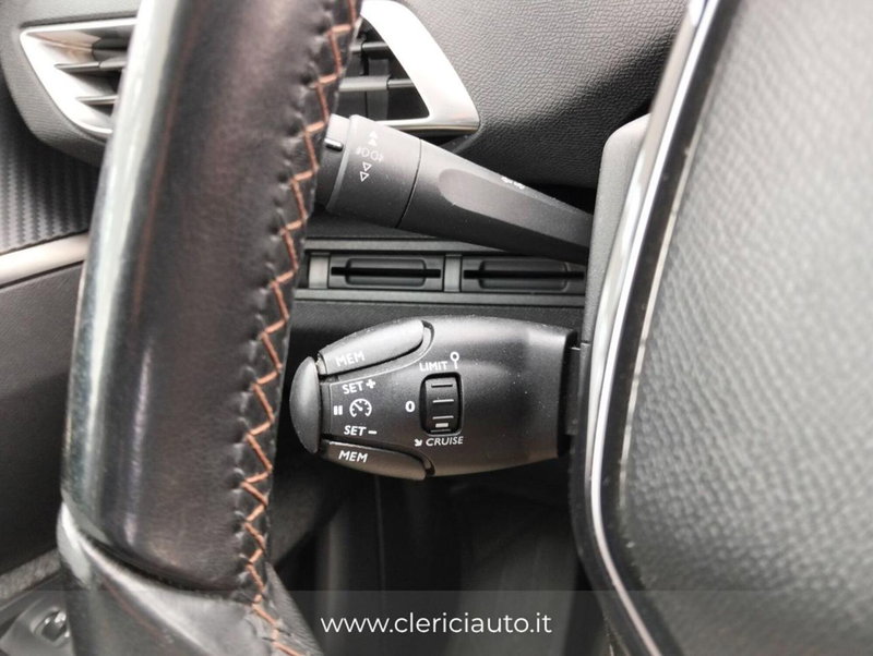 Peugeot 3008 usata a Como (11)