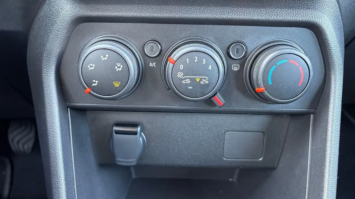Dacia Sandero usata a Parma (17)