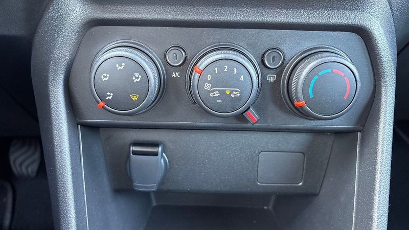 Dacia Sandero usata a Parma (17)