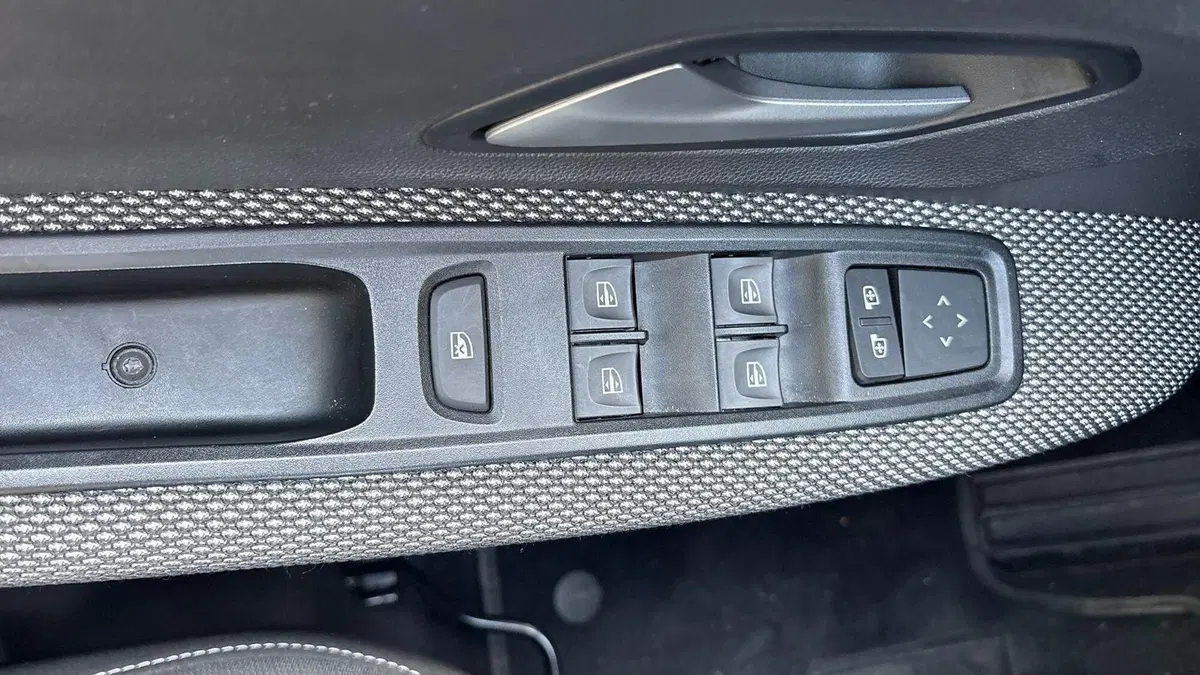 Dacia Sandero usata a Parma (19)