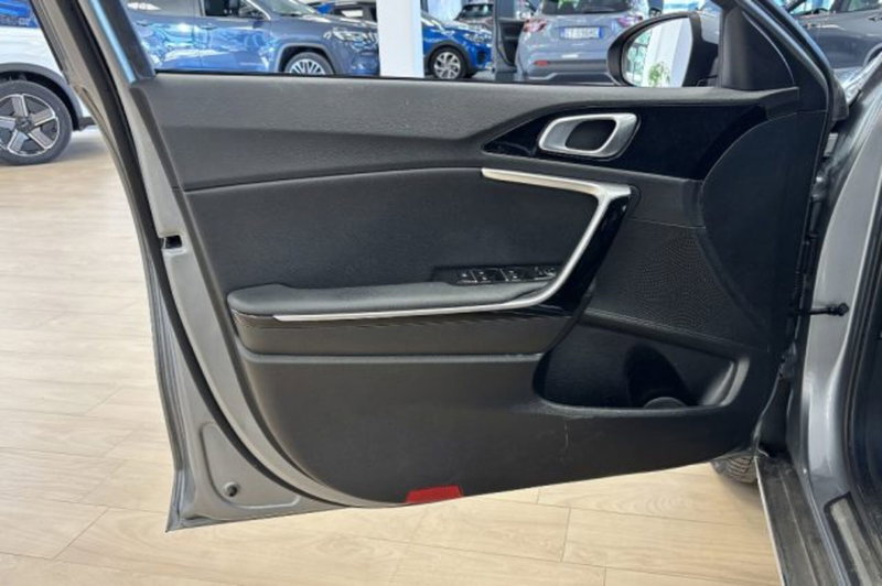 Kia XCeed usata a Latina (12)
