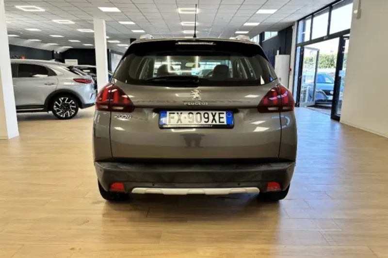 Peugeot 2008 usata a Latina (6)