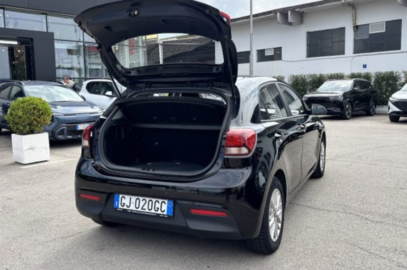 Kia Rio usata a Latina (7)