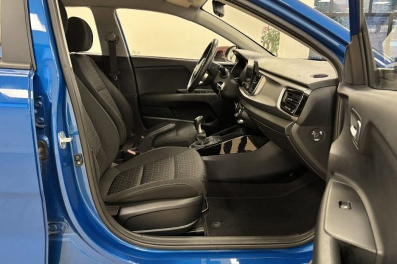 Kia Rio usata a Latina (8)