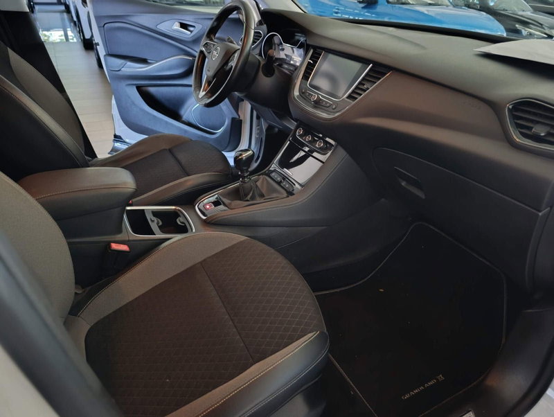 Opel Grandland X usata a Ferrara (15)