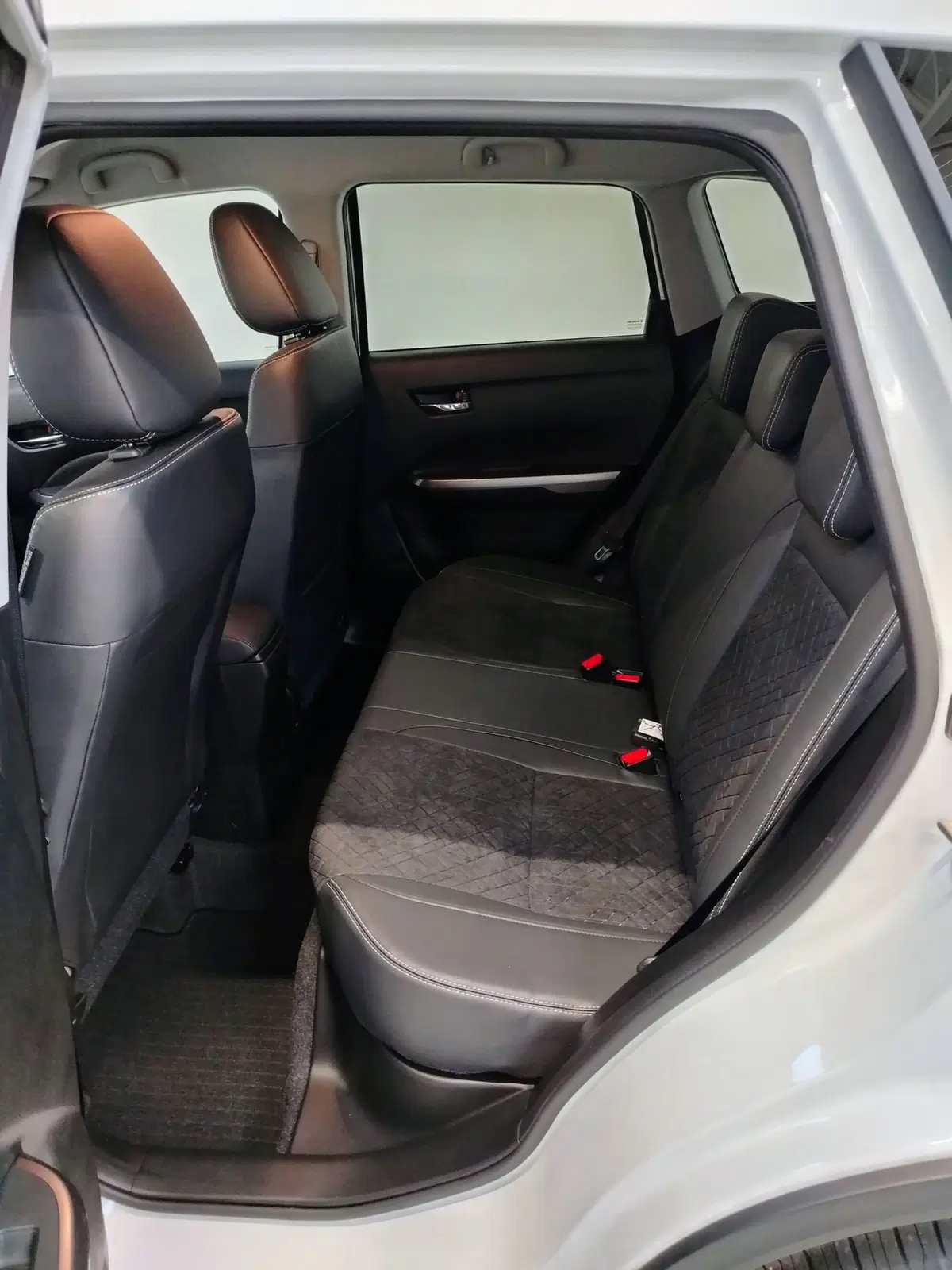 Suzuki Vitara nuova a Rovigo (7)