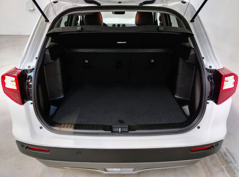 Suzuki Vitara nuova a Rovigo (8)