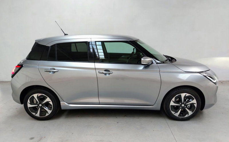 Suzuki Swift nuova a Rovigo (12)