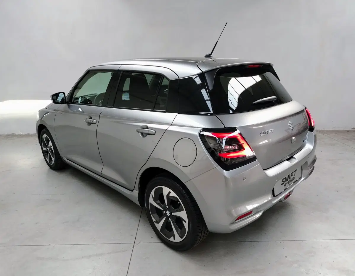Suzuki Swift nuova a Rovigo (15)