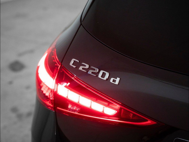 Mercedes-Benz Classe C Station Wagon nuova a Macerata (9)