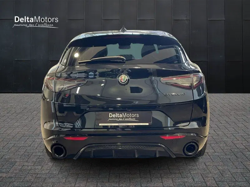 Alfa Romeo Stelvio usata a Ancona (4)