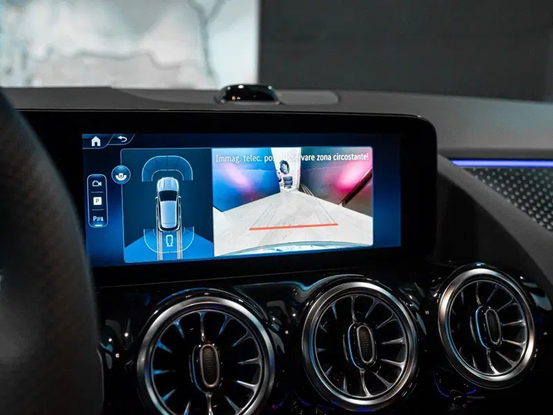 Mercedes-Benz GLA SUV nuova a Ancona (16)