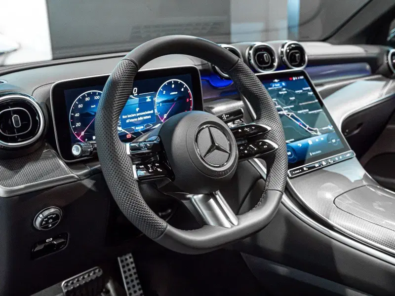 Mercedes-Benz GLC SUV nuova a Ancona (12)