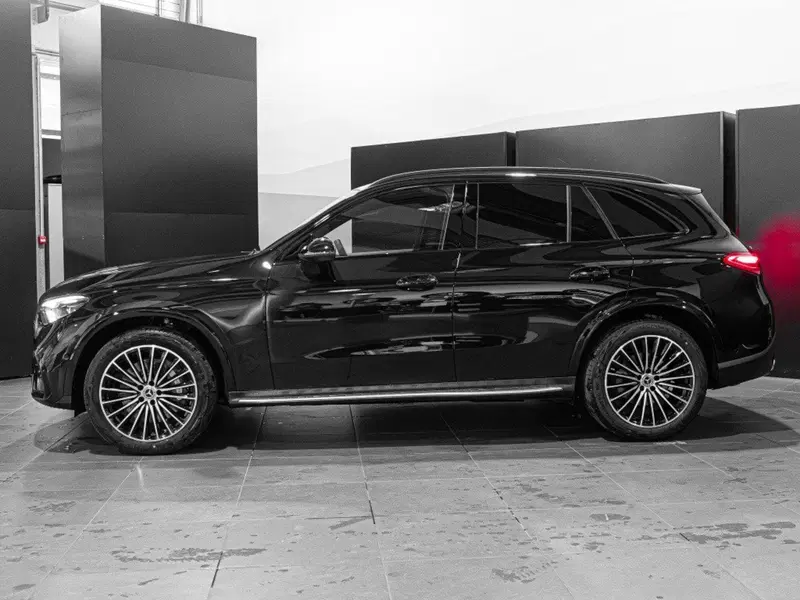 Mercedes-Benz GLC SUV nuova a Ancona (2)