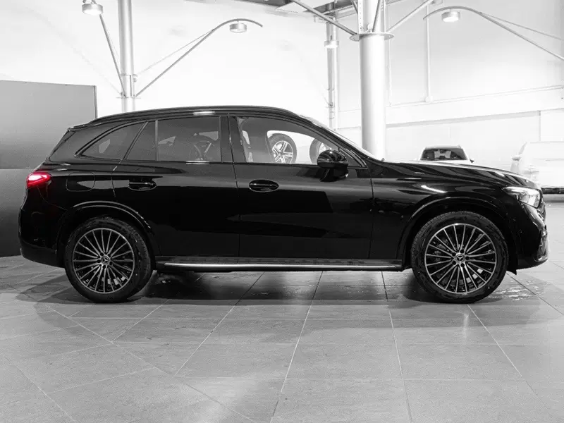 Mercedes-Benz GLC SUV nuova a Ancona (4)