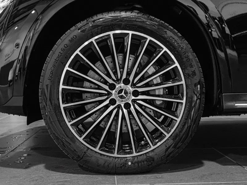 Mercedes-Benz GLC SUV nuova a Ancona (8)