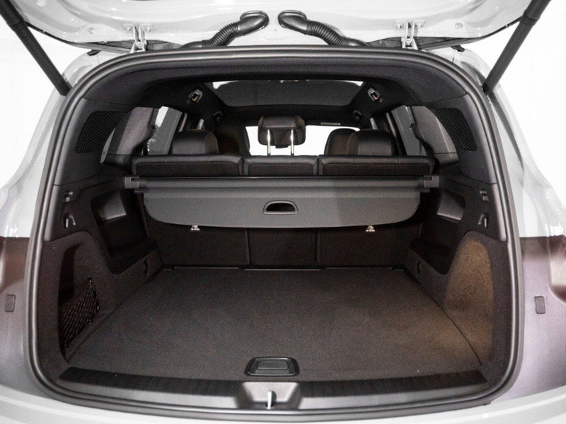 Mercedes-Benz GLB EQ nuova a Macerata (10)