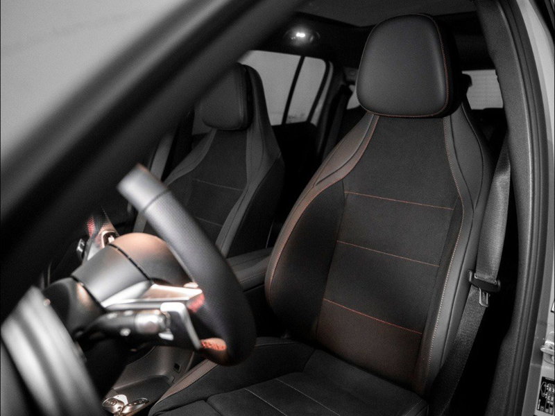 Mercedes-Benz GLB EQ nuova a Macerata (11)