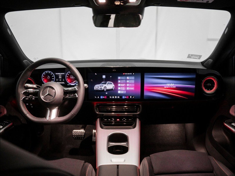 Mercedes-Benz GLB EQ nuova a Macerata (17)