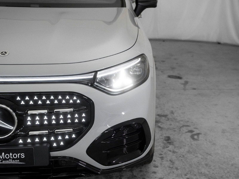 Mercedes-Benz GLB EQ nuova a Macerata (6)