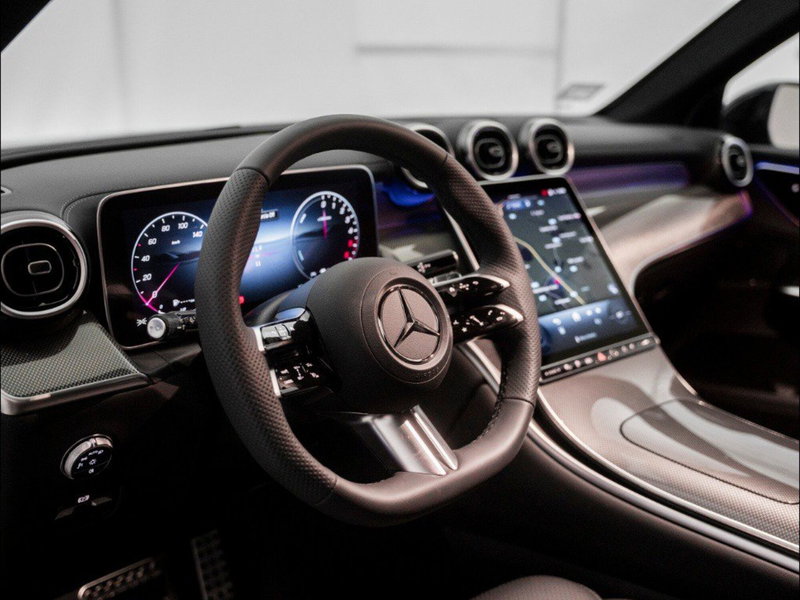 Mercedes-Benz GLC nuova a Macerata (13)