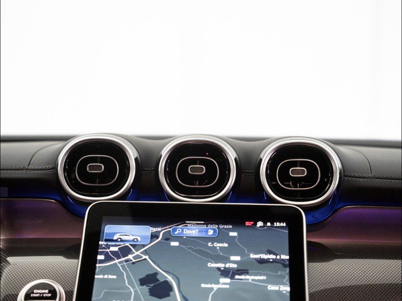 Mercedes-Benz GLC nuova a Macerata (20)